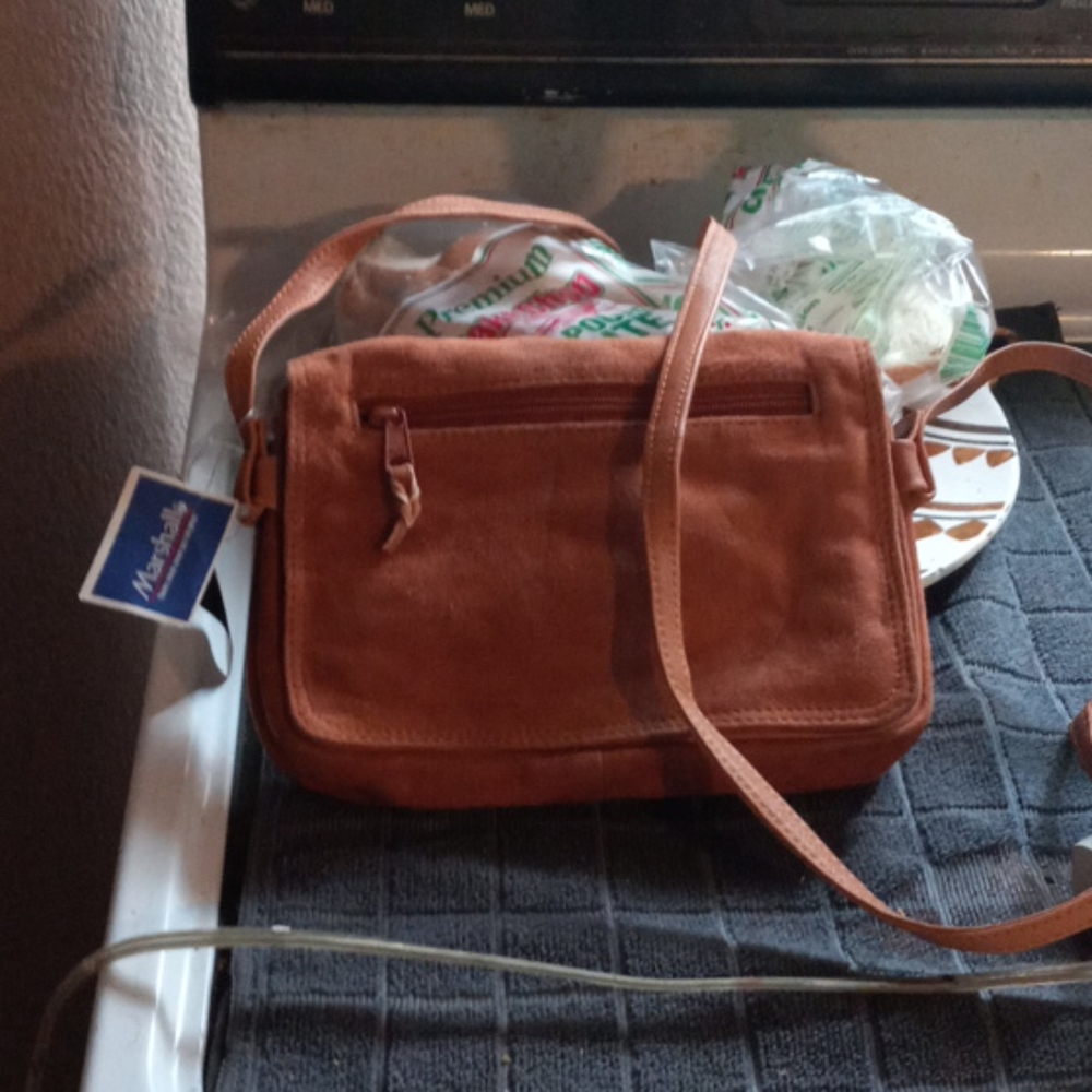 Sorpresa velvet hand bag